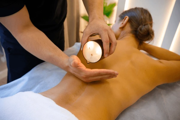 Wax candle relaxation massage at Symphony Bali Spa Madurai